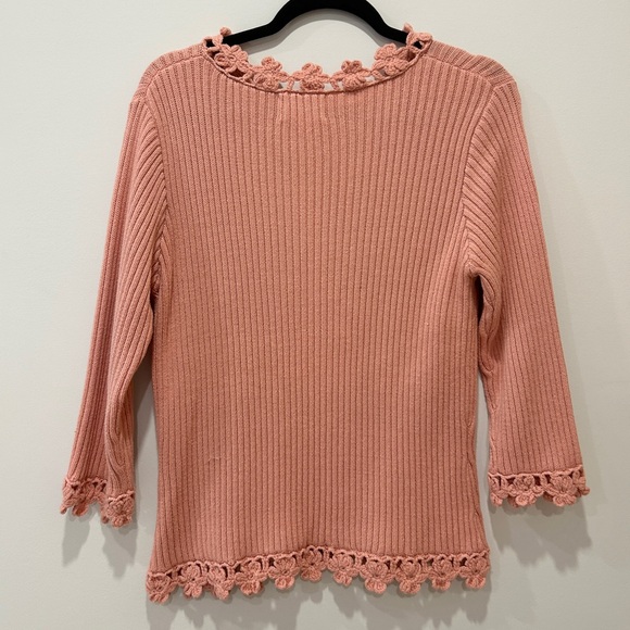 April Cornell Salmon Pink Sweater with Crochet Détail - Picture 3 of 5